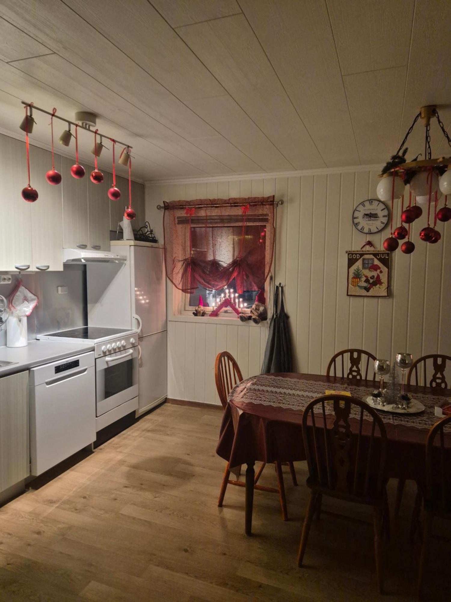 Utsikten Feriehus I Bakkeby Esterno foto