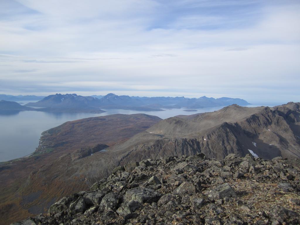 Utsikten Feriehus I Bakkeby Esterno foto