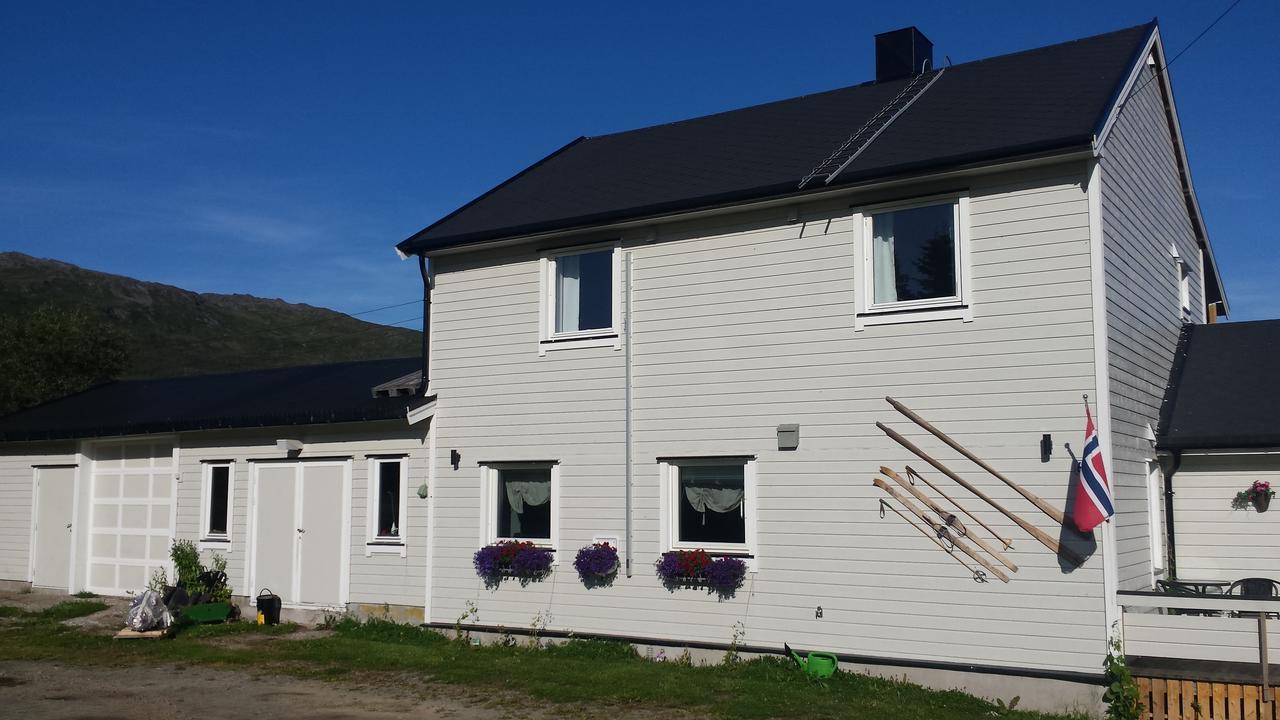 Utsikten Feriehus I Bakkeby Esterno foto